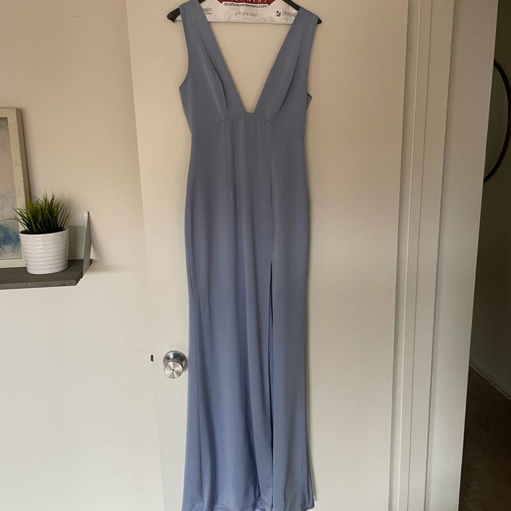 NBD Zeb Gown In baby blue XS - Picture 7 of 11
